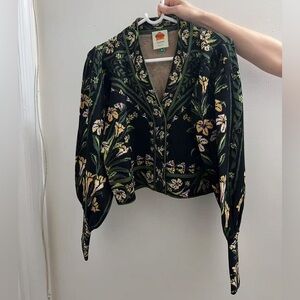 FARM RIO
FLOWERS ARCH PRINTED CARDIGAN